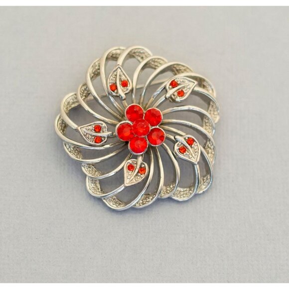 Silver and red rhinestone flower vintage brooch (C5) - Picture 1 of 2